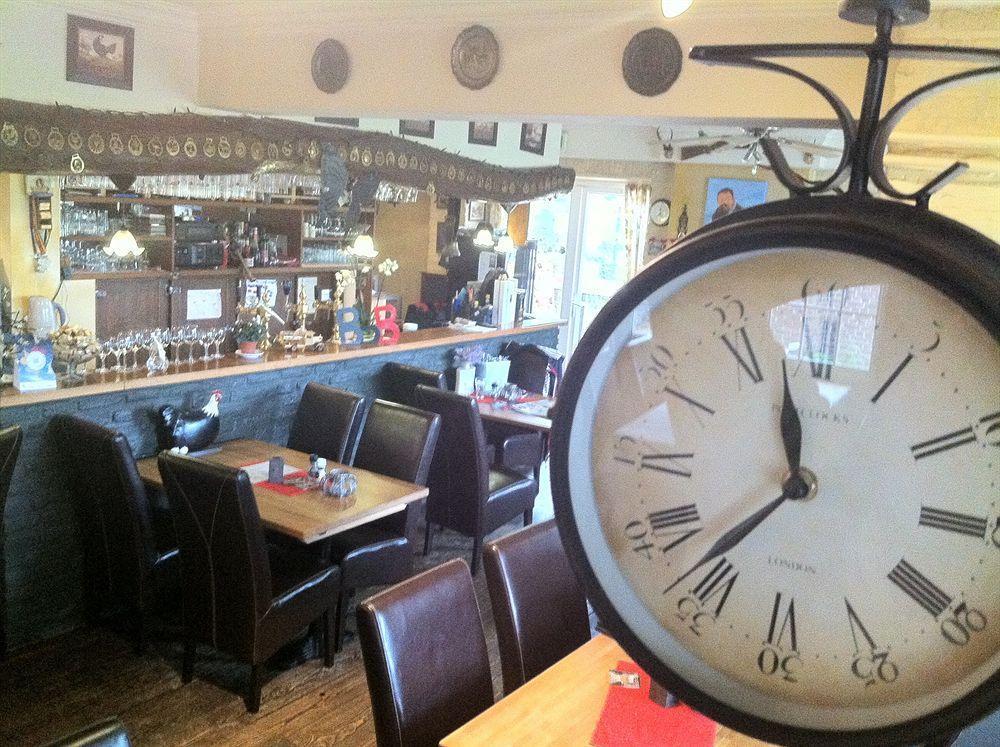 Hotel Restaurant The Kings Head Inn Voeren Esterno foto