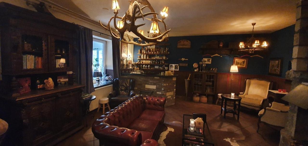 Hotel Restaurant The Kings Head Inn Voeren Esterno foto